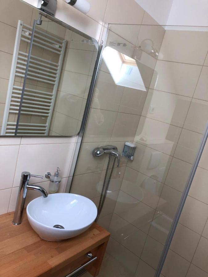 Pensiunea Piscul Cainelui B&B